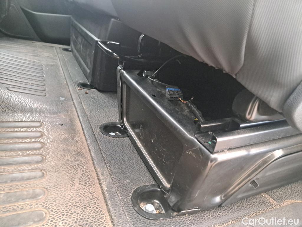  Renault  Master RENAULT  VU 4p Fourgon FG GCf Trac F3500 L2H2 Energy dCi 145 E6 #9
