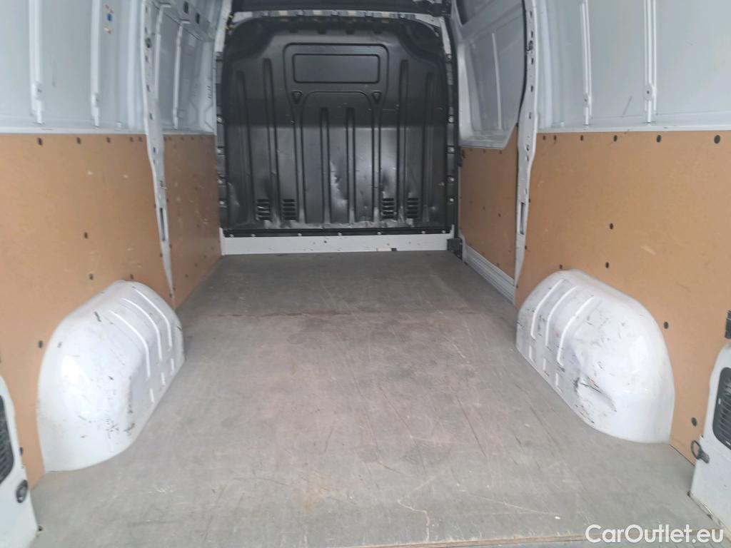  Renault  Master RENAULT  VU 4p Fourgon FG GCf Trac F3500 L2H2 Energy dCi 145 E6 #22