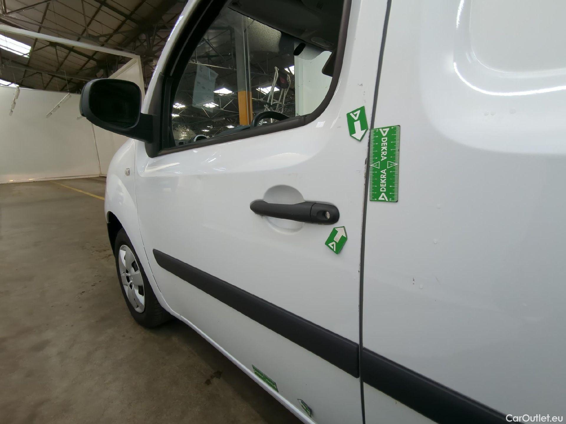  Renault  Kangoo  II Express Extra (Série Spéciale) 1.5 dCi 80CV BVM6 E6dT #45