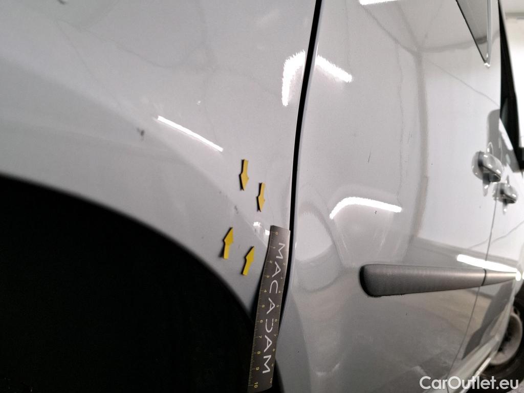  Volkswagen  Caddy VOLKSWAGEN  Van / 2015 / 4P / Fourgonnette 2.0 TDI 102 DSG6 Business Line Plus #41