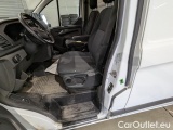  Ford  Transit FORD  Custom 320 L2H1 LKW VA Trend 4d 96kW #30
