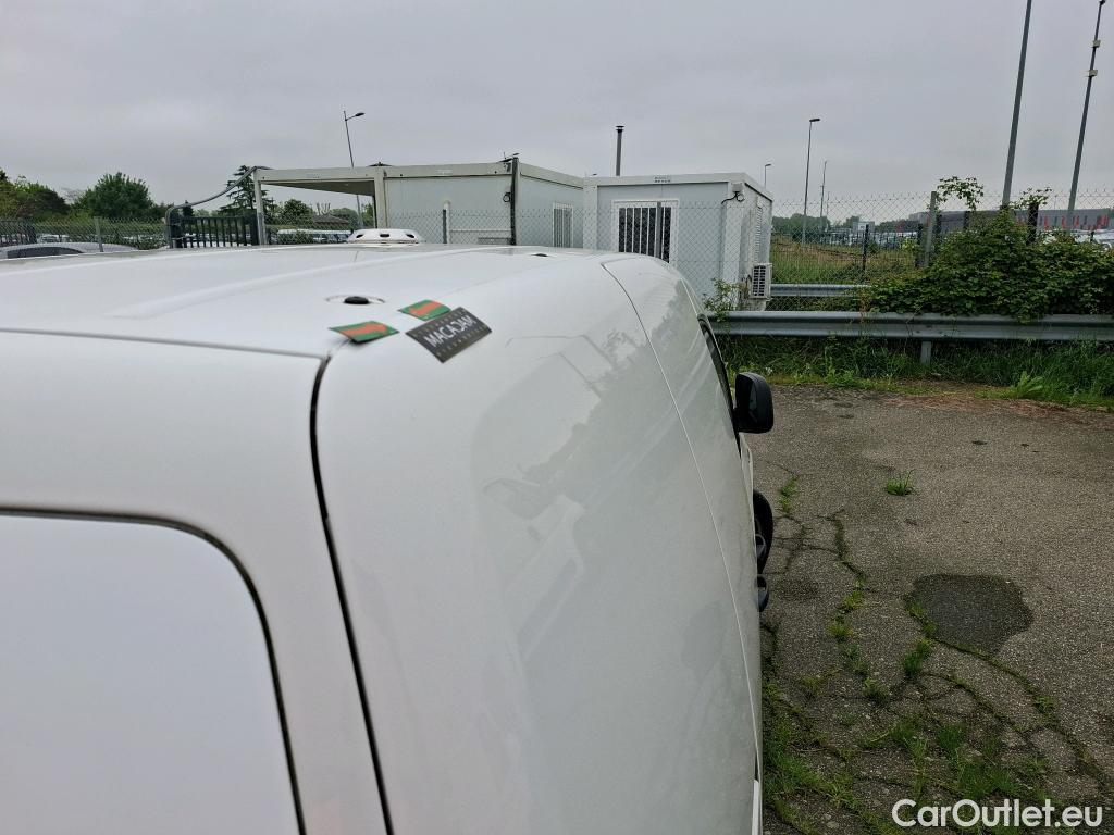  Volkswagen  Caddy VOLKSWAGEN  Van / 2015 / 4P / Fourgonnette 2.0 TDI 75 Business Line #13