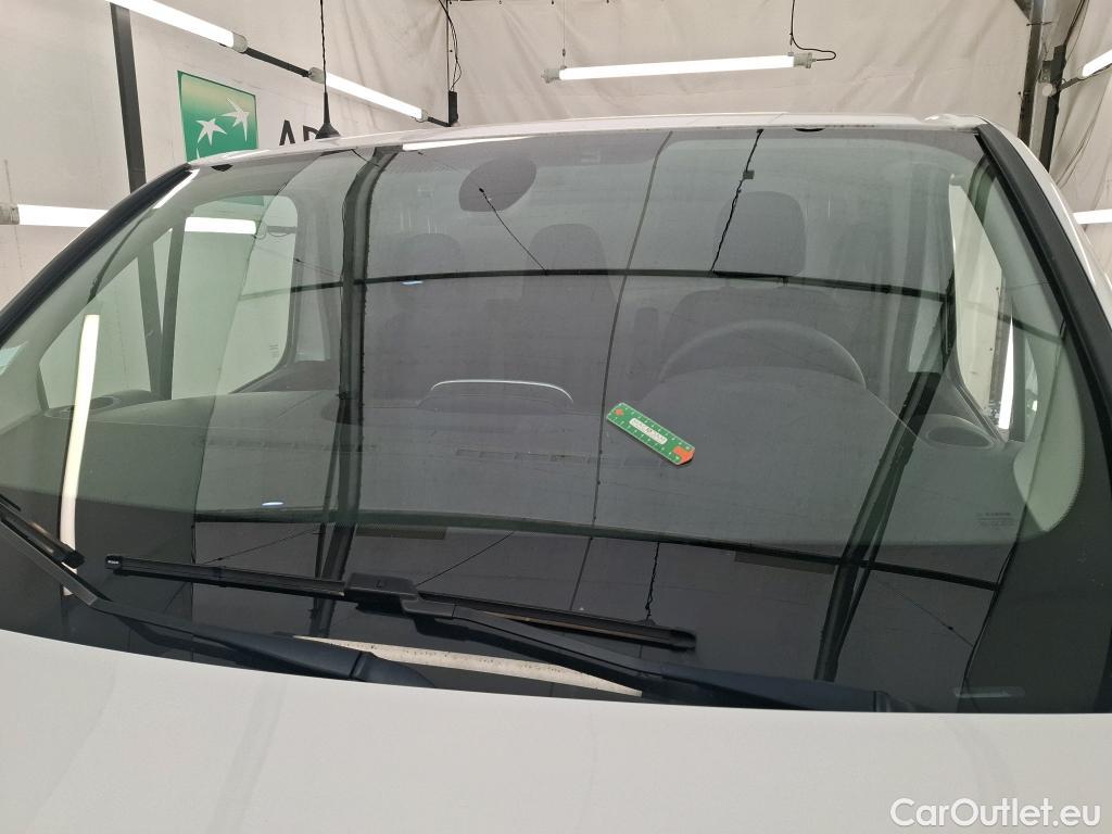  Renault  Trafic RENAULT  / 2019 / 4P / Fourgon tole FG GCF L1H1 1200 Energy dCi 170 EDC #10