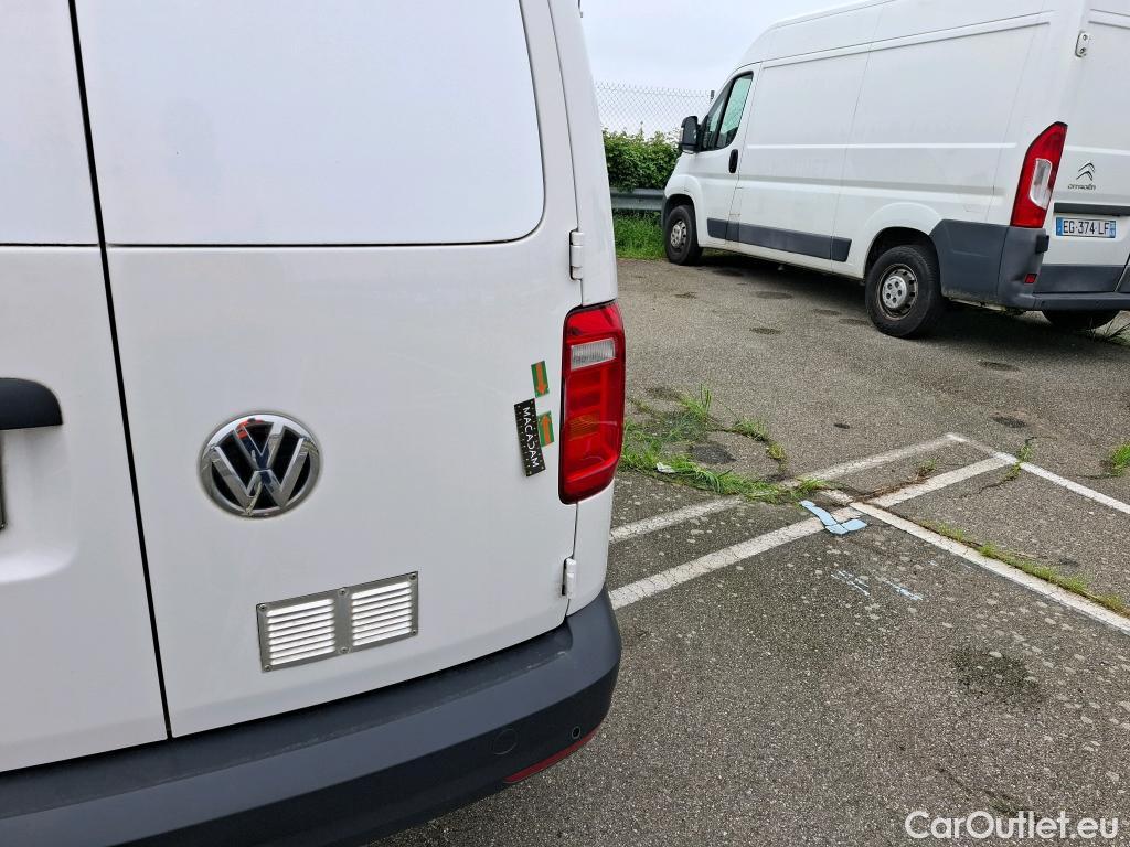  Volkswagen  Caddy VOLKSWAGEN  Van / 2015 / 4P / Fourgonnette 2.0 TDI 75 Business Line #15