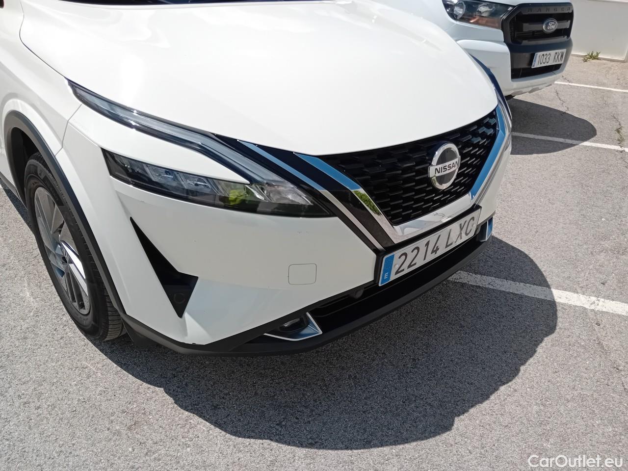  Land Rover  Discovery NISSAN QASHQAI / 2021 / 5P / todoterreno DIG-T 103kW (140CV) mHEV 4x2 Acenta #1