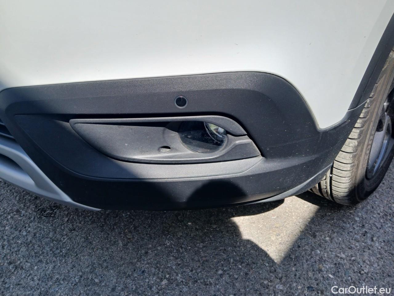  Opel  Crossland OPEL  X / 2017 / 5P / todoterreno 1.2 81kW Design Line 120 An #15