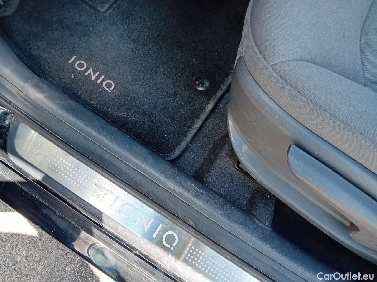  Hyundai   Ioniq Ioniq Tecno Hybrid 1.6 GDI 105CV AT6 E6d #1