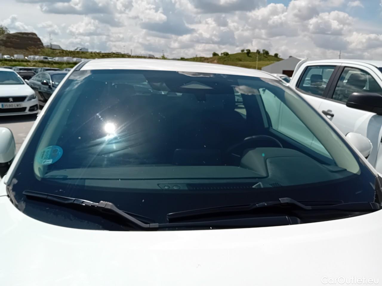  Land Rover  Discovery NISSAN QASHQAI / 2021 / 5P / todoterreno DIG-T 103kW (140CV) mHEV 4x2 Acenta #6