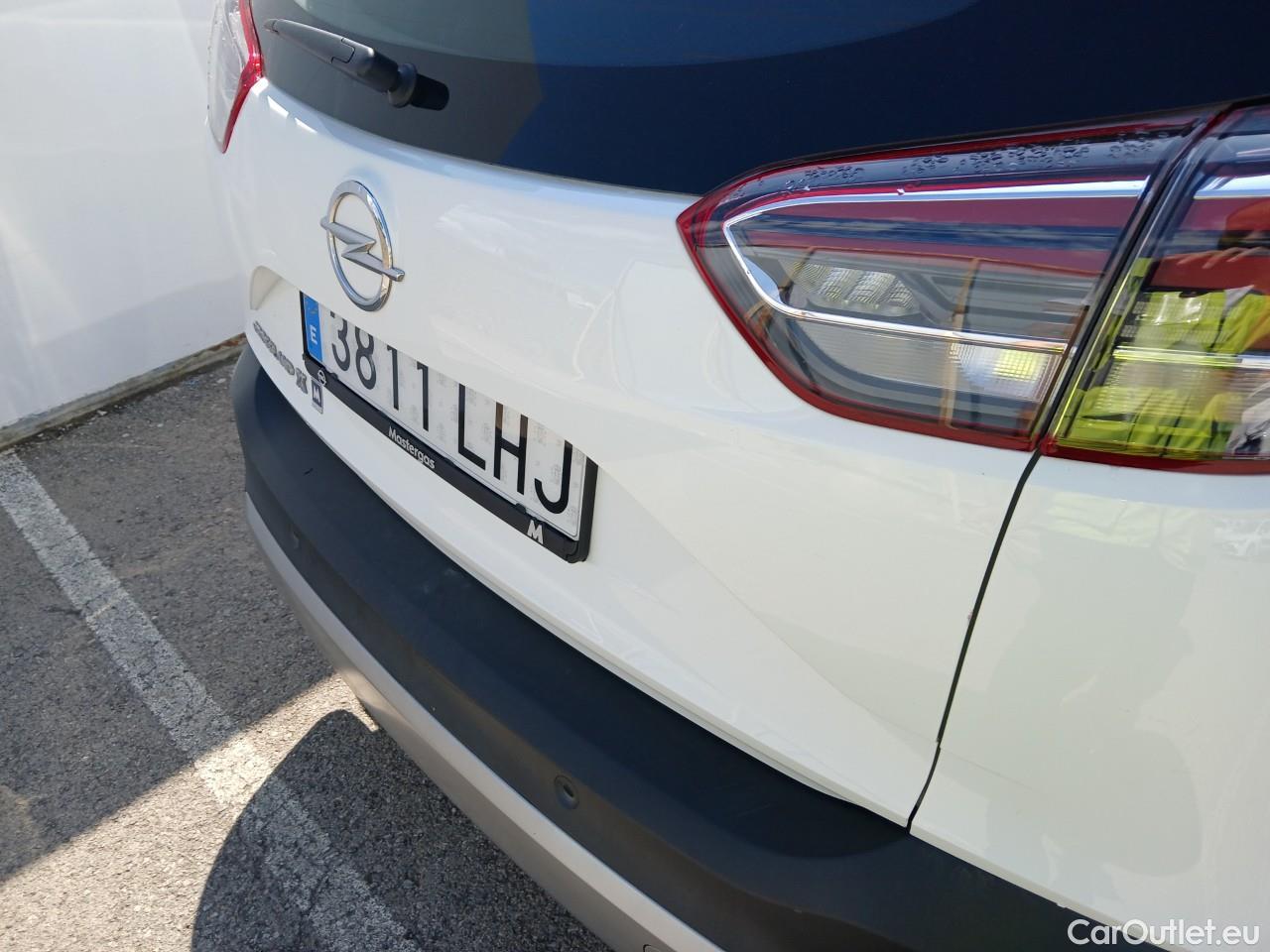  Opel  Crossland OPEL  X / 2017 / 5P / todoterreno 1.2 81kW Design Line 120 An #35