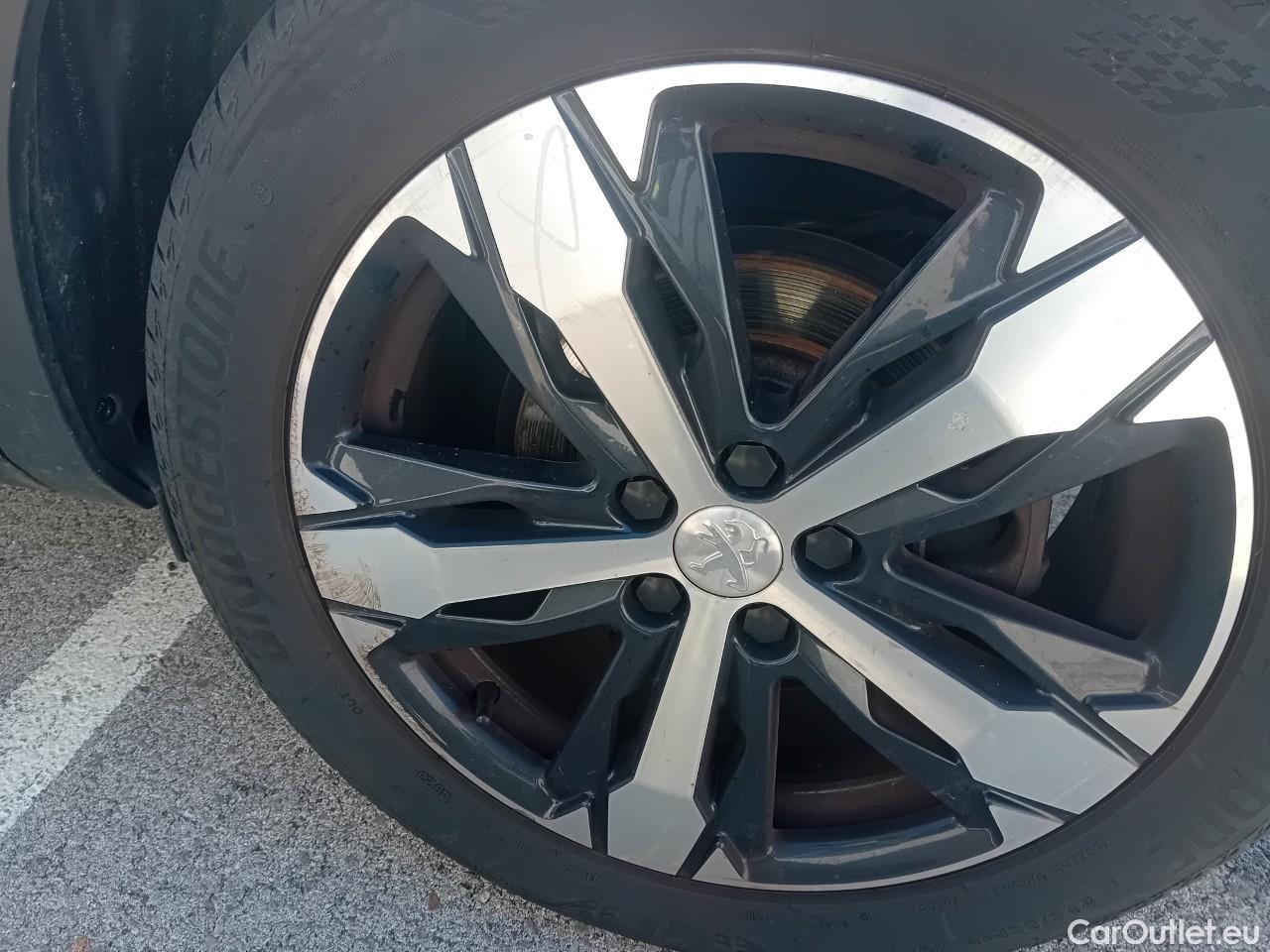  Peugeot  3008  Allure 1.5 HDi 130CV AT8 E6dT #21