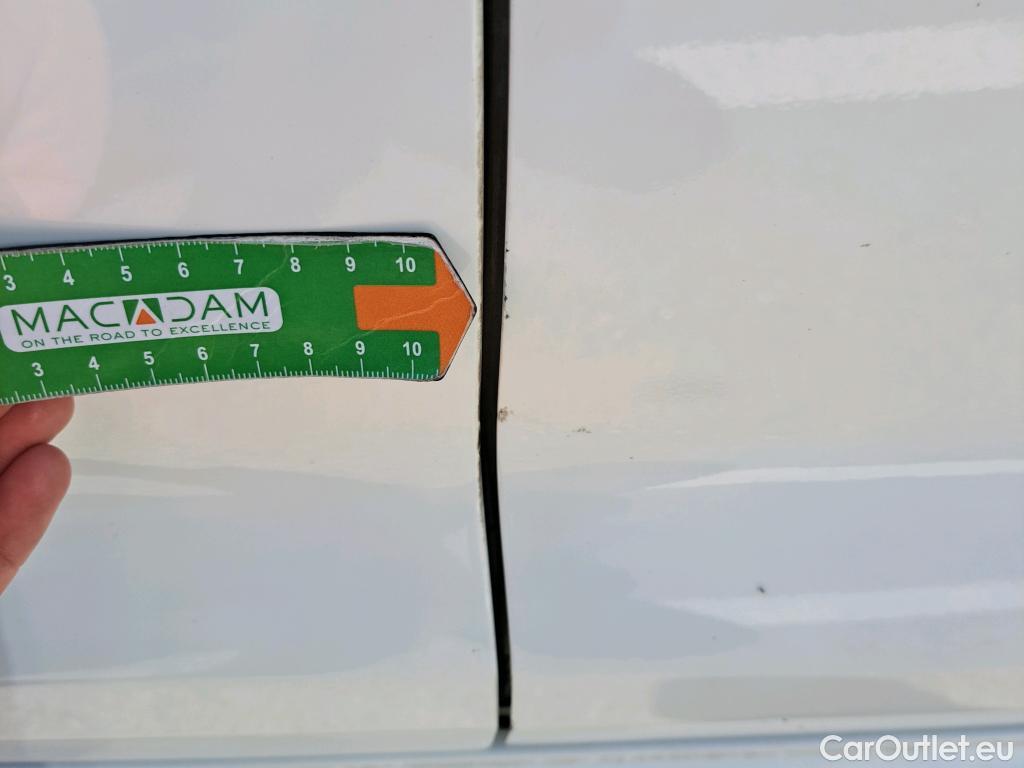  Toyota  Corolla TOYOTA  1.8 125H ACTIVE TECH E-CVT #19