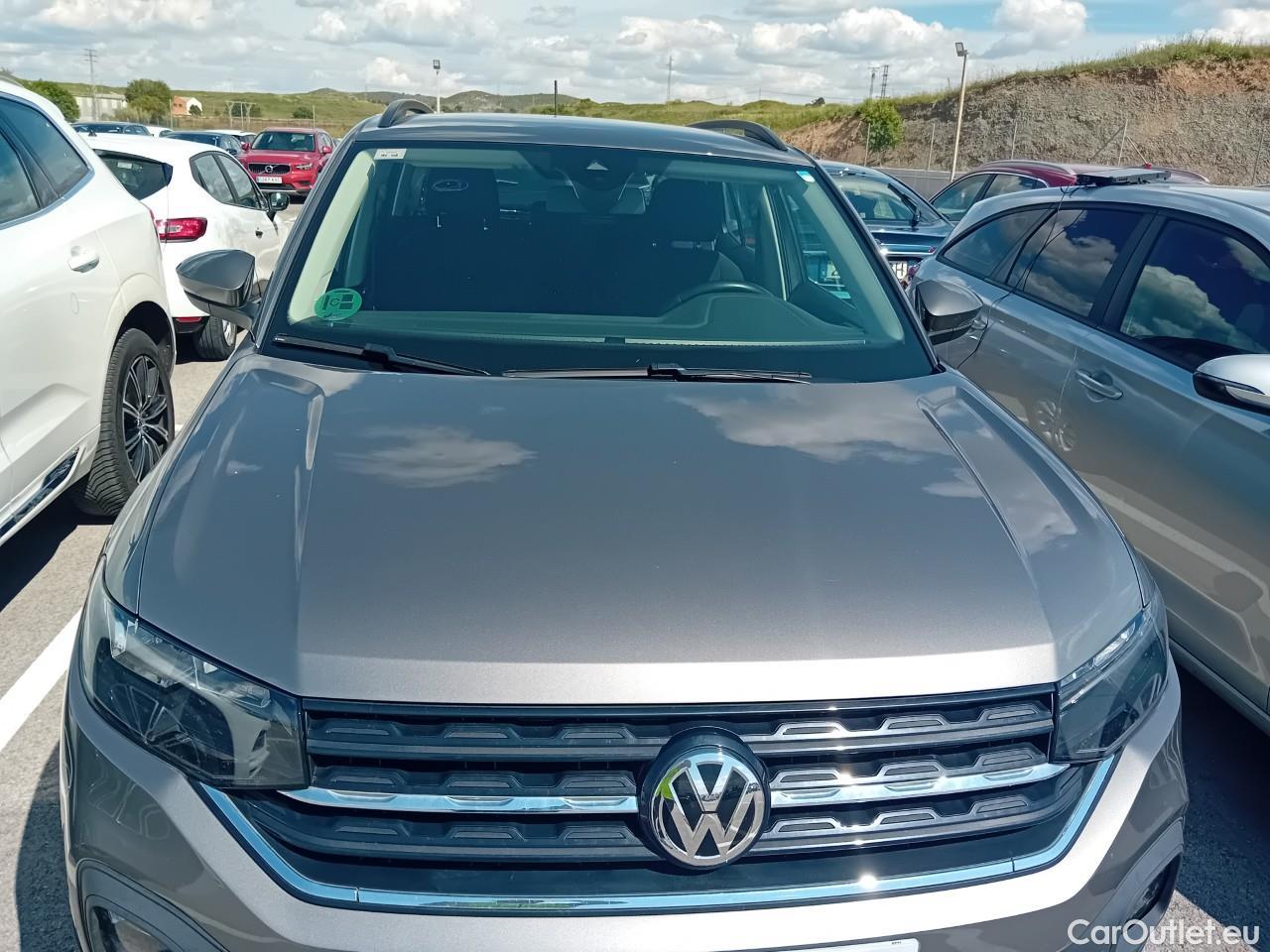  Volkswagen  T-ROC VOLKSWAGEN T-Cross / 2018 / 5P / todoterreno Advance 1.0 TSI 85kW (115CV) DSG (AC) #5