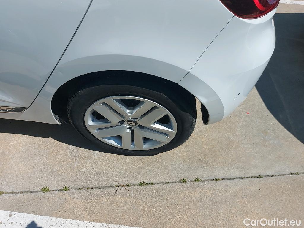 Renault  Clio RENAULT  / 2019 / 5P / berlina con portón Intens TCe 74 kW (100CV) GLP #27