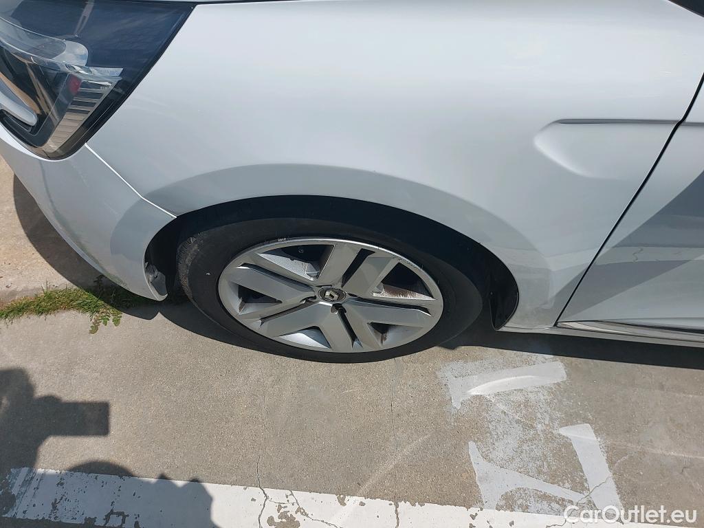  Renault  Clio RENAULT  / 2019 / 5P / berlina con portón Intens TCe 74 kW (100CV) GLP #25