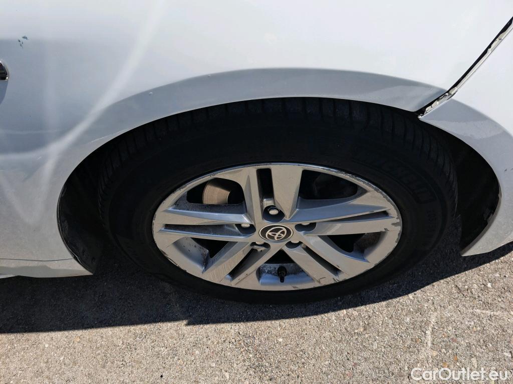  Toyota  Corolla TOYOTA  1.8 125H ACTIVE TECH E-CVT #29
