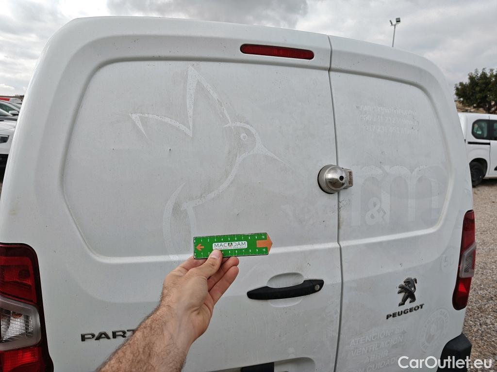  Peugeot  Partner PEUGEOT  / 2018 / 3P / furgón derivado de turismo Pro Standard 600kg BlueHDi 73kW (AC) #3