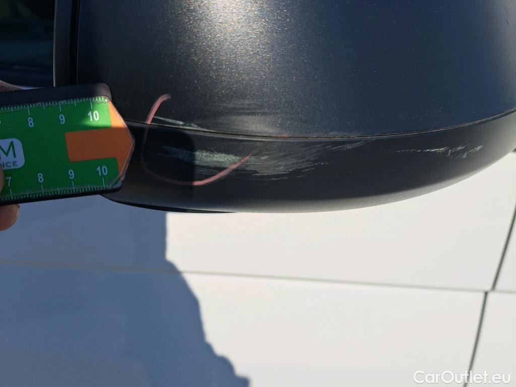  Land Rover  Discovery VOLKSWAGEN Transporter / 2019 / 4P / furgón Furgón Corto TN 2.0 TDI 81kW (110CV) BMT (CX) #90