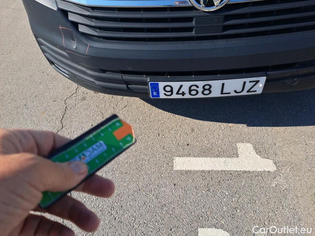  Land Rover  Discovery VOLKSWAGEN Transporter / 2019 / 4P / furgón Furgón Corto TN 2.0 TDI 81kW (110CV) BMT (CX) #83