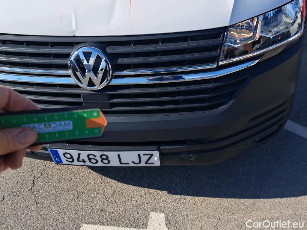  Land Rover  Discovery VOLKSWAGEN Transporter / 2019 / 4P / furgón Furgón Corto TN 2.0 TDI 81kW (110CV) BMT (CX) #1