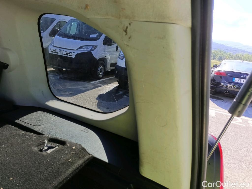  Opel  Combo OPEL  Life / 2018 / 5P / monovolumen compacto 1.5 TD 75kW (100CV) S/S Selective L #39