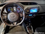  Toyota  Yaris TOYOTA  / 2017 / 5P / BERLINA 1.5 HYBRID BUSINESS #3