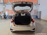  Toyota  Yaris TOYOTA  / 2017 / 5P / BERLINA 1.5 HYBRID BUSINESS #5