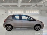  Toyota  Yaris TOYOTA  / 2017 / 5P / BERLINA 1.5 HYBRID BUSINESS #7