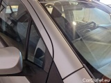  Toyota  Yaris TOYOTA  / 2017 / 5P / BERLINA 1.5 HYBRID BUSINESS #26