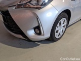 Toyota  Yaris TOYOTA  / 2017 / 5P / BERLINA 1.5 HYBRID BUSINESS #31