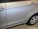  Toyota  Yaris TOYOTA  / 2017 / 5P / BERLINA 1.5 HYBRID BUSINESS #56