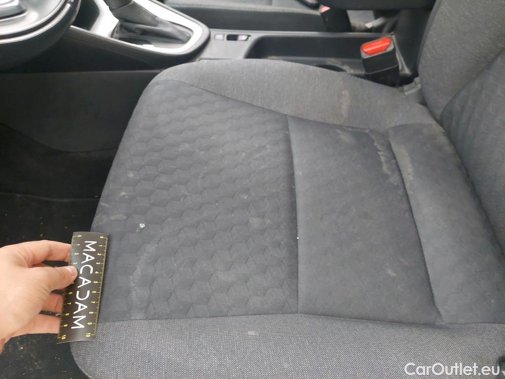  Land Rover  Discovery TOYOTA Yaris Hybride / 2019 / 5P / Berline Hybride 116h Dynamic Business Stage Acad #28
