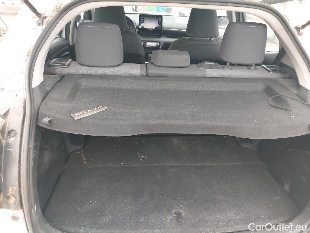  Land Rover  Discovery TOYOTA Yaris Hybride / 2019 / 5P / Berline Hybride 116h Dynamic Business Stage Acad #31