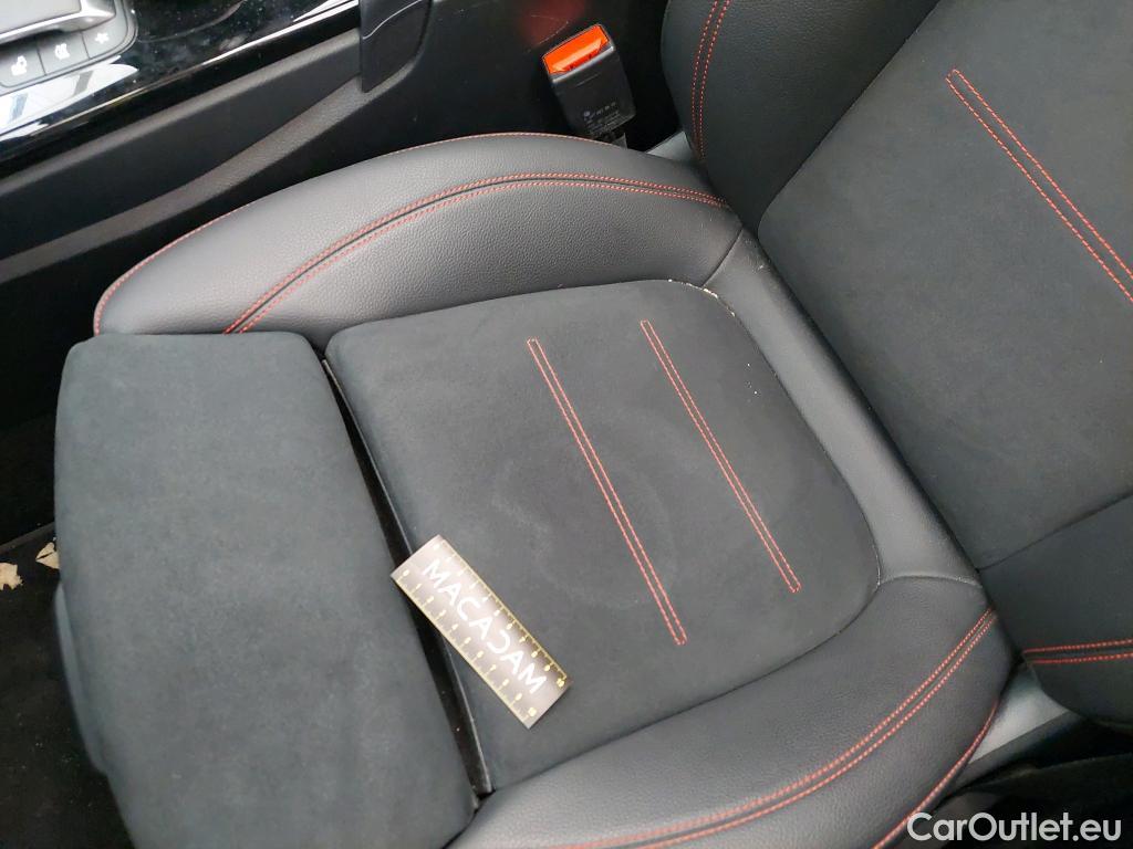  Mercedes  CLA-Klasse MERCEDES-BENZ CLA Coupe / 2019 / 4P / Coupé CLA 250 e AMG Line #6