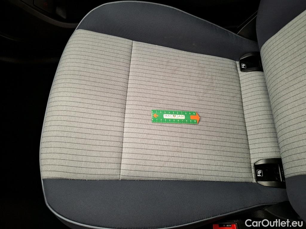 Fiat  500 FIAT   2020  3P  Berline 42kWh Icône #4