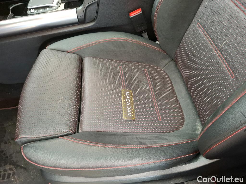  Mercedes  GLA MERCEDES-BENZ  / 2020 / 5P / SUV 1.3  250 e AMG LINE DCT #7