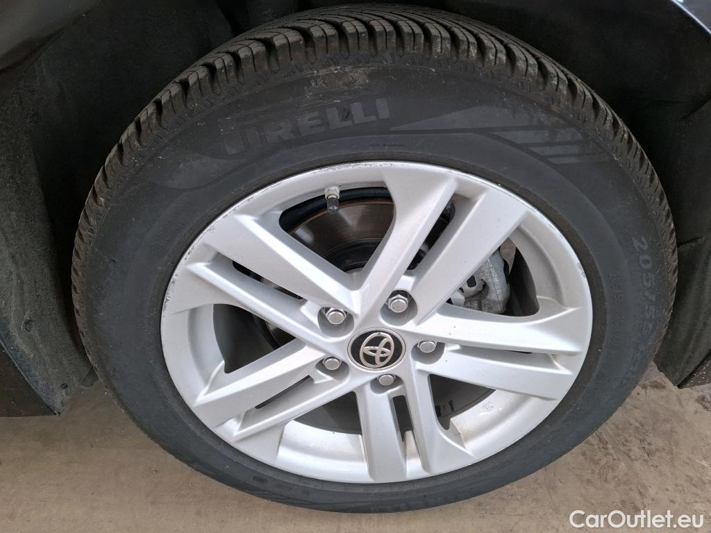 Toyota  Corolla TOYOTA  / 2018 / 5P / Berline Hybride 122h Dynamic Business Stage Acad #29