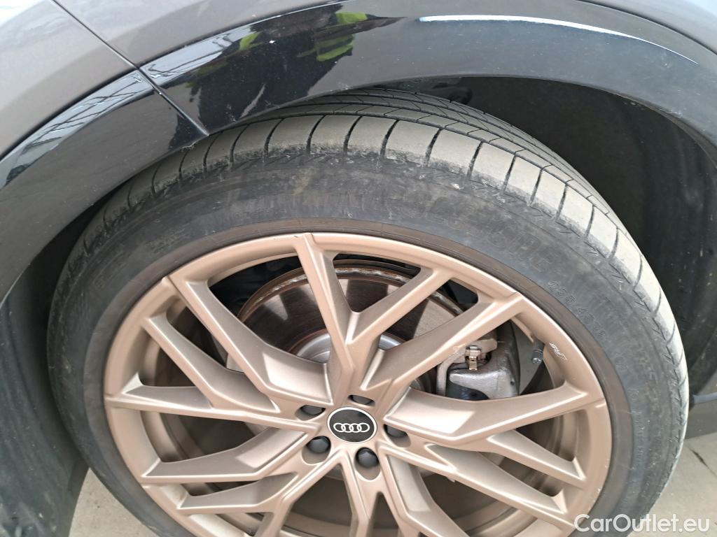  Audi  Q4 E-Tron  40 e-tron 82kWh BVA #7