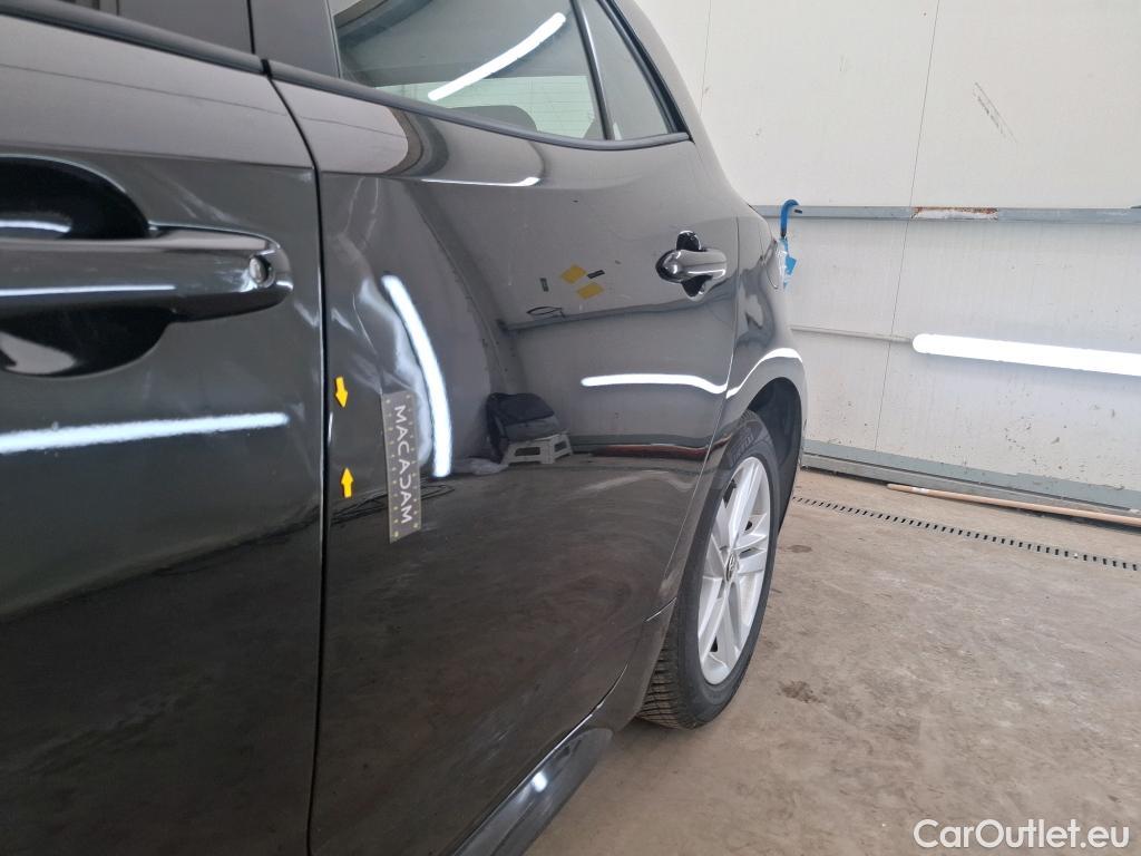  Toyota  Corolla TOYOTA  / 2018 / 5P / Berline Hybride 122h Dynamic Business Stage Acad #21