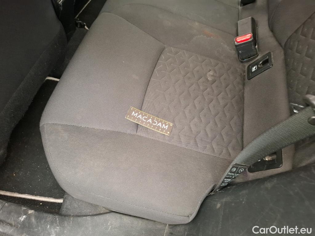  Toyota  Corolla TOYOTA  / 2018 / 5P / Berline Hybride 122h Dynamic Business Stage Acad #97
