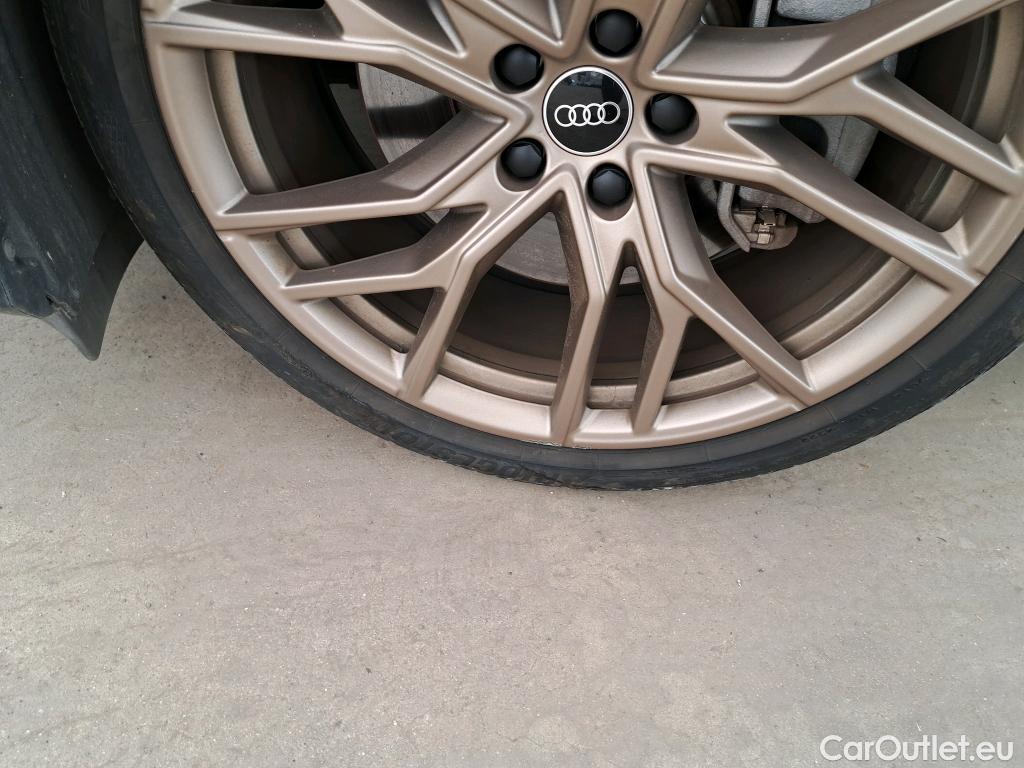  Audi  Q4 E-Tron  40 e-tron 82kWh BVA #8