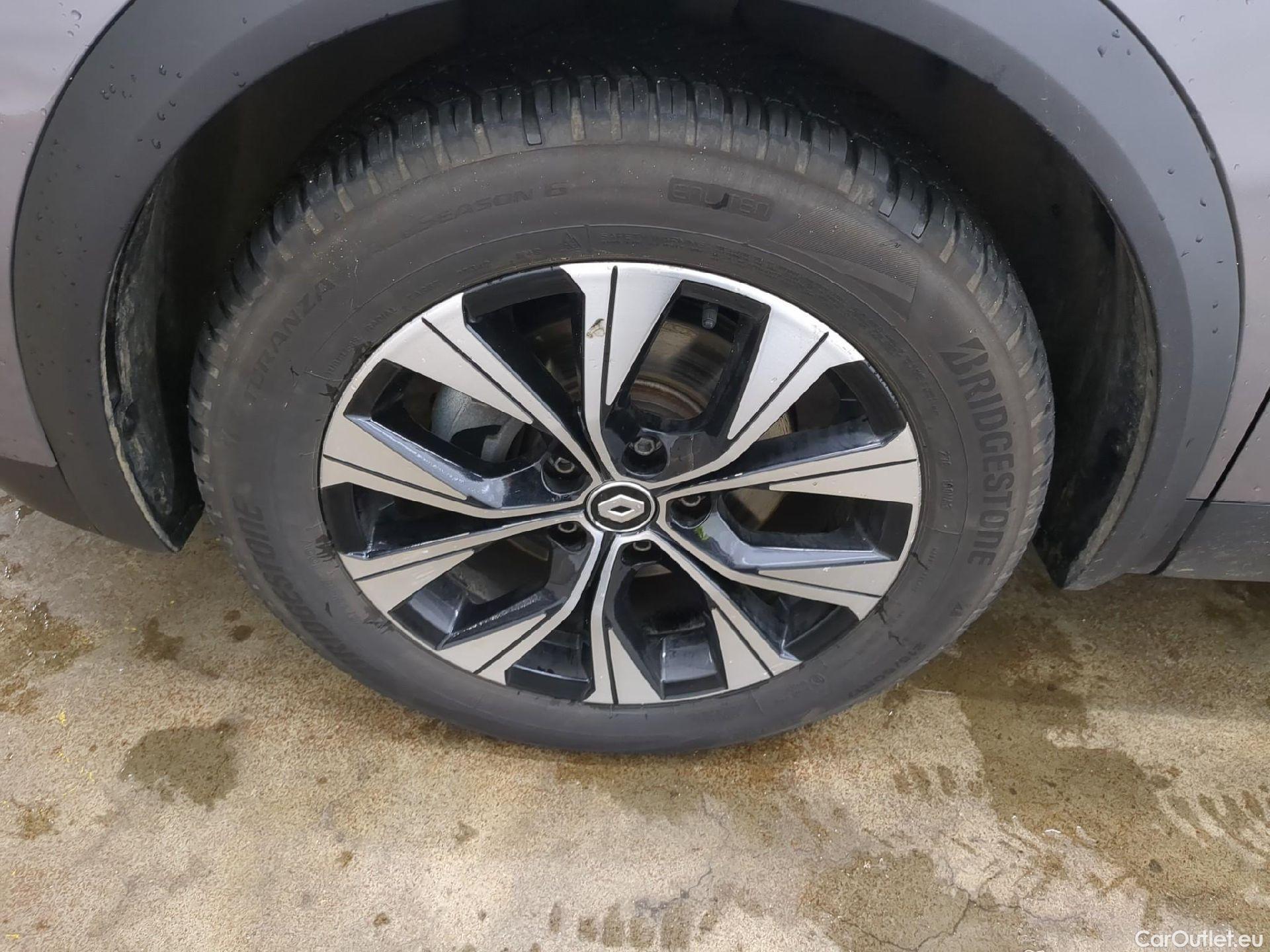  Renault  Captur  II Evolution 1.6 E-TECH Hybrid 145CV BVA6 E6d #6