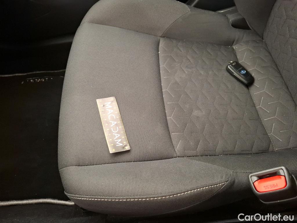  Toyota  Corolla TOYOTA  5p Berline Hybride 122h Dynamic Business #33