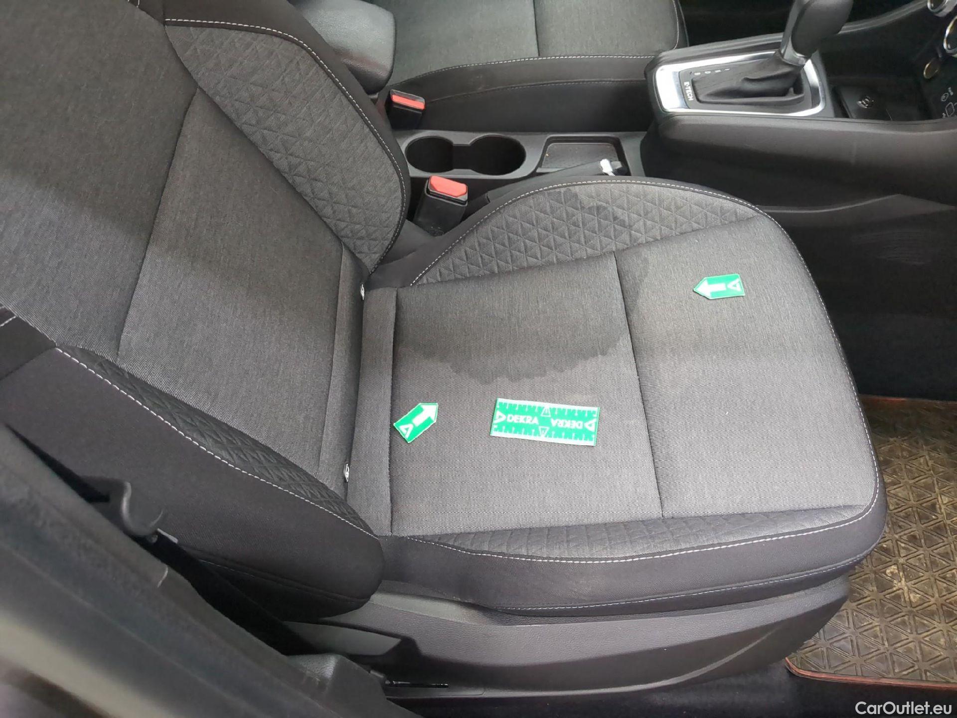  Renault  Captur  II Evolution 1.6 E-TECH Hybrid 145CV BVA6 E6d #4