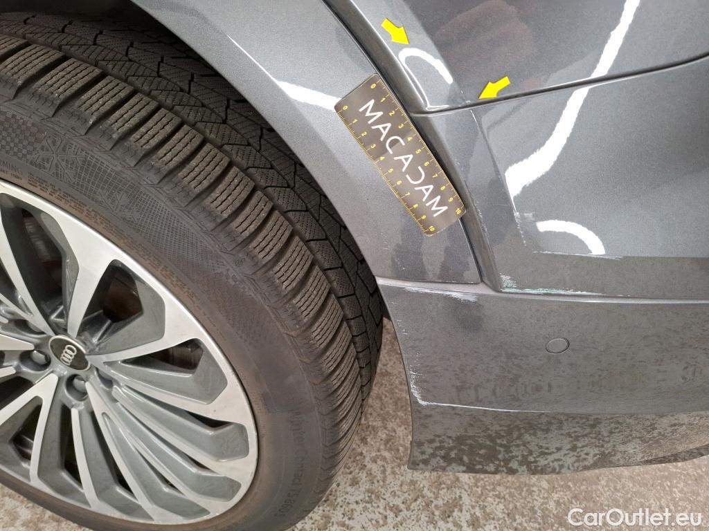  Audi  E-TRON AUDI  Sportback / 2019 / 5P / SUV 55 Quattro S Line #29