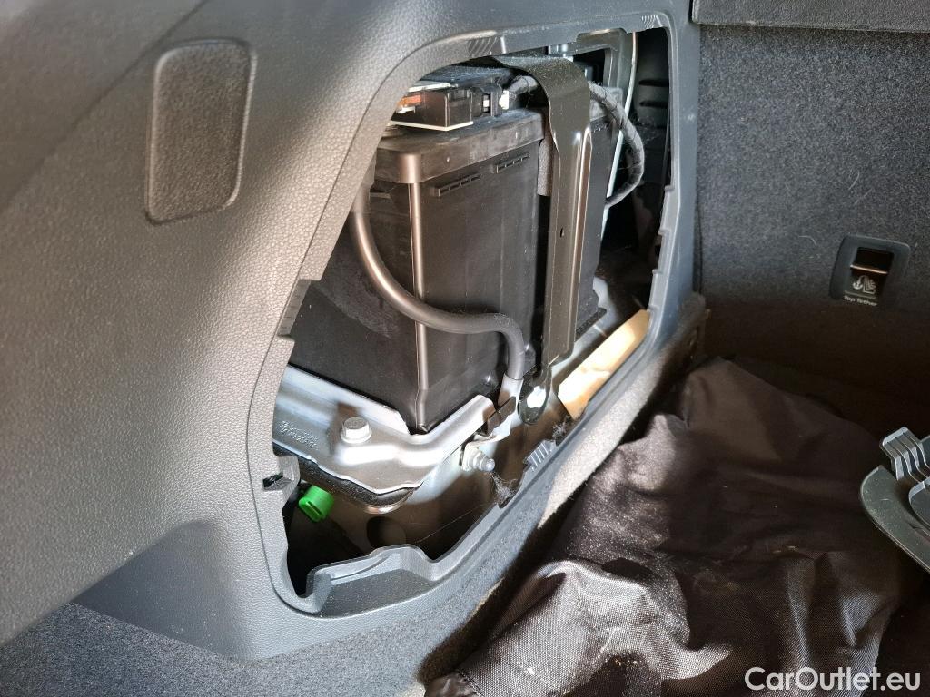  Volkswagen  Tiguan  Elegance Exclusive eHybrid 1.4 TSI 245CV BVA6 E6d #18