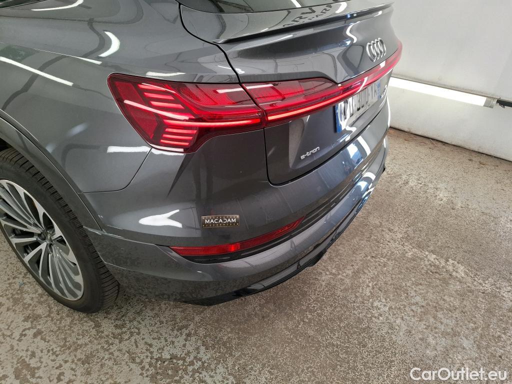  Audi  E-TRON AUDI  Sportback / 2019 / 5P / SUV 55 Quattro S Line #5