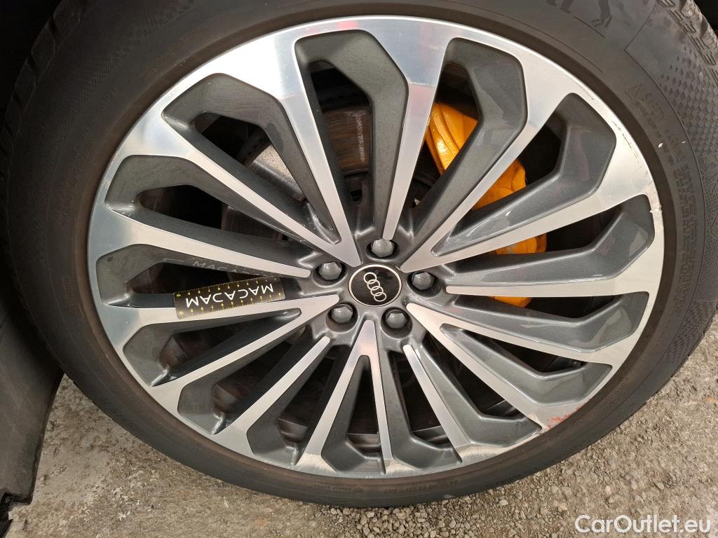  Audi  E-TRON AUDI  Sportback / 2019 / 5P / SUV 55 Quattro S Line #9