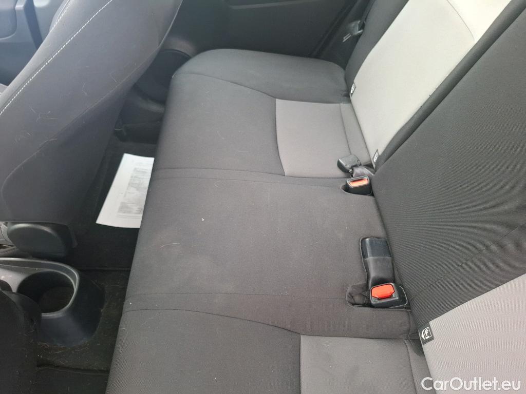  Toyota  Yaris TOYOTA  Hybride 5p Berline 1.5 VVT-I HYBRID France Business #75