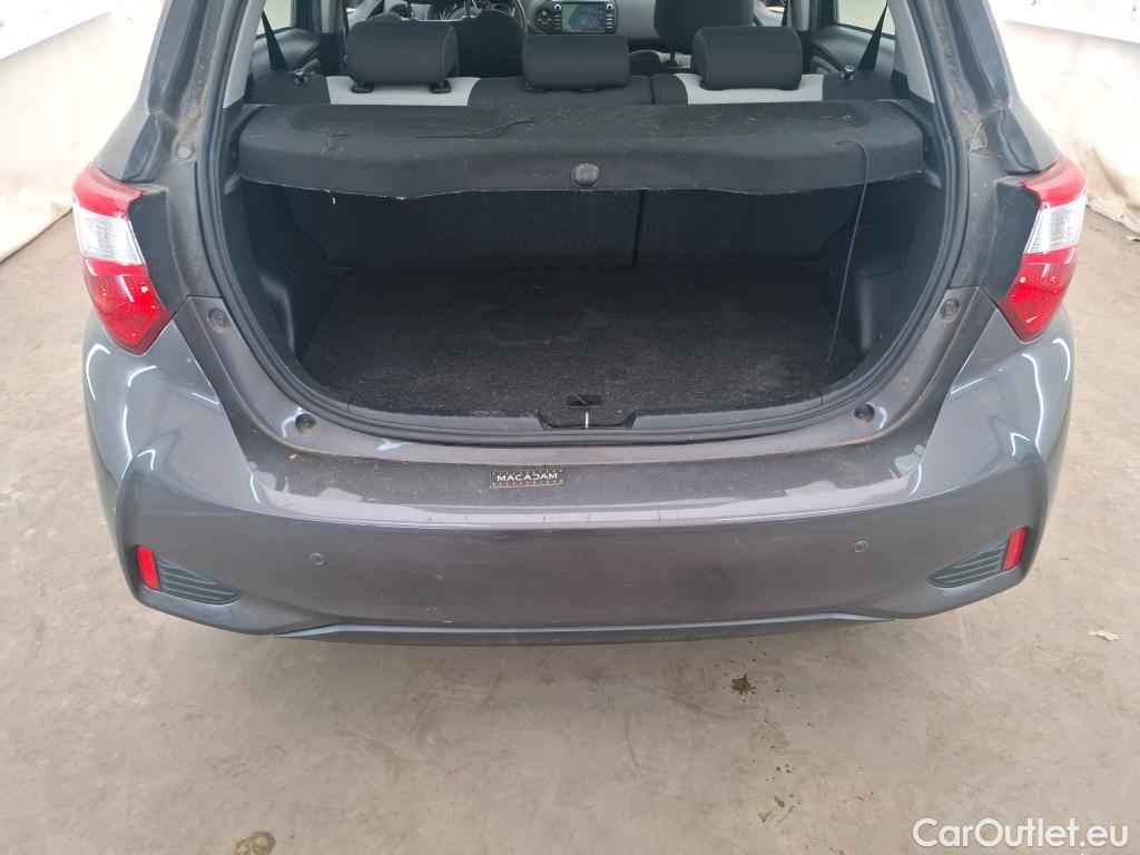 Toyota  Yaris TOYOTA  Hybride 5p Berline 1.5 VVT-I HYBRID France Business #39