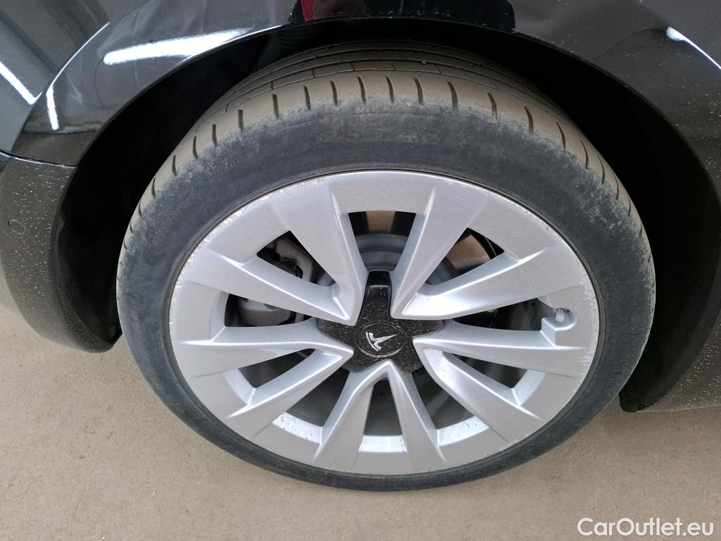  Tesla  Model 3 TESLA  / 2018 / 4P / Berline Propulsion #26
